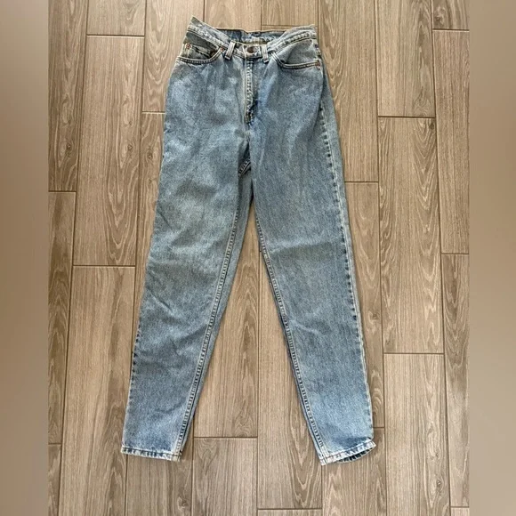 Vintage Levi’s|Women’s high rise mom jeans,slim/barrel skinny style•••Size 9 - Picture 9 of 14